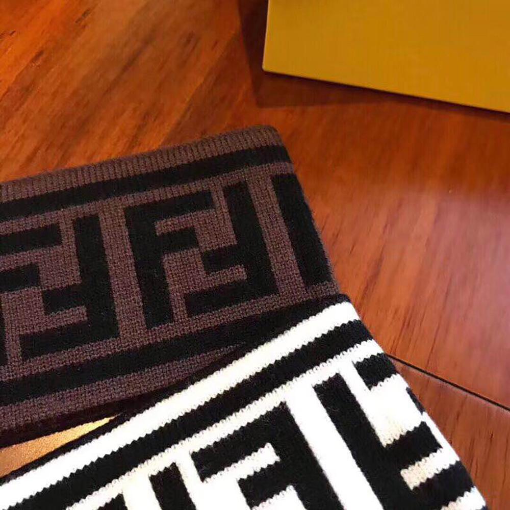 Fendi deals knit headband